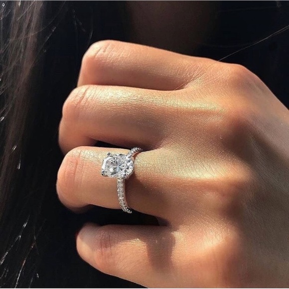 Silver White sapphire crystal birthston Ring - Picture 10 of 10